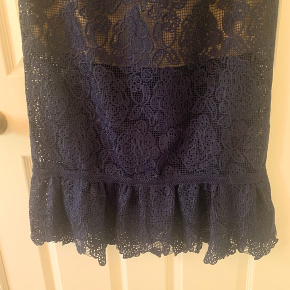 Navy Lace FoxieDox Gown - Picture 5 of 7